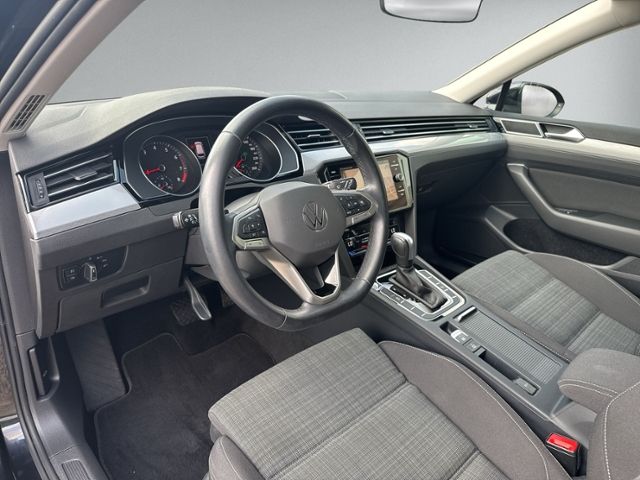 Passat Variant 1.5 TSI DSG Business LED+NAVI+RFK