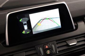 BMW 220i Active Tourer Sportsitze RFK AHK 17"