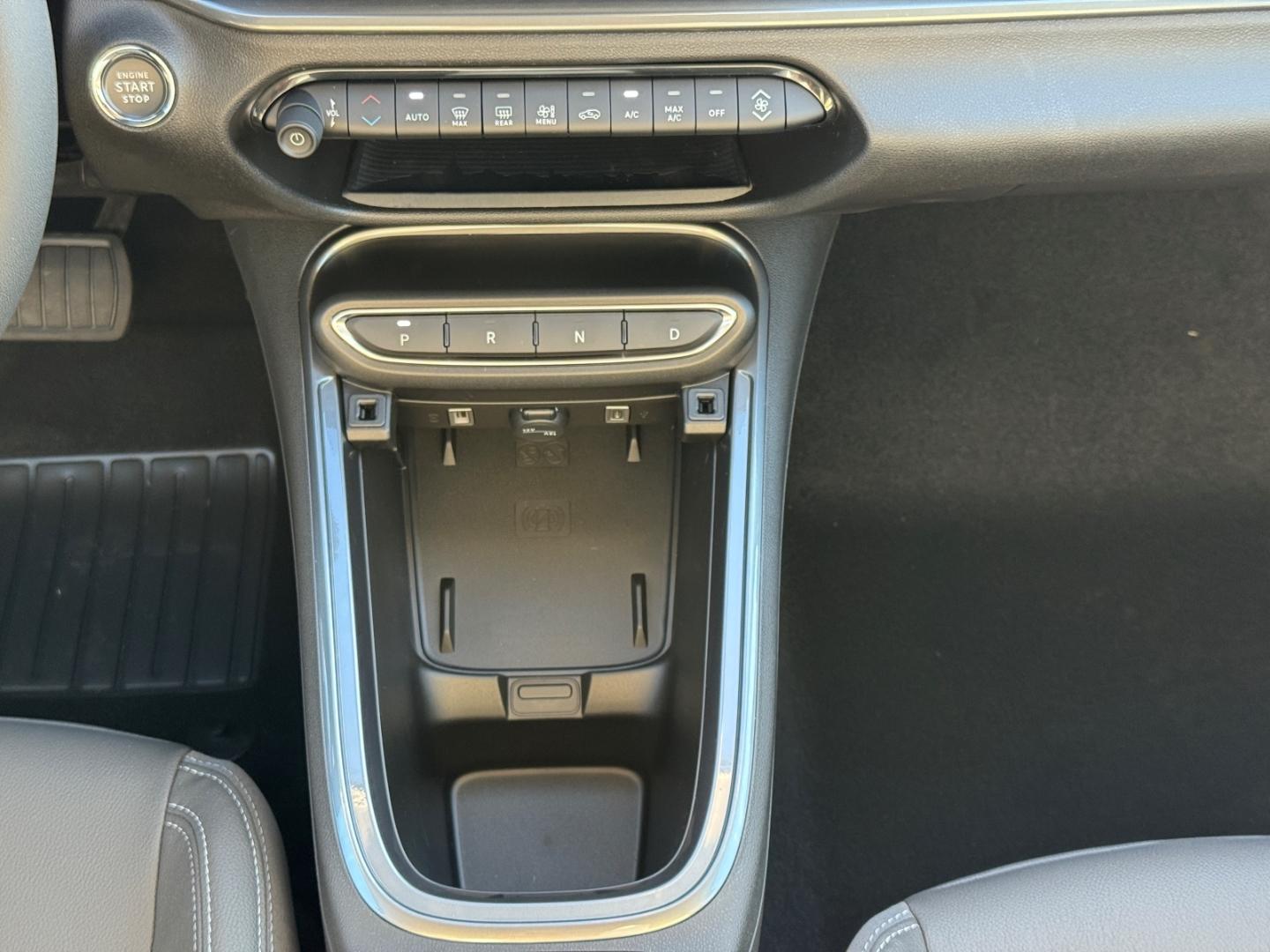 Fiat 600 La Prima+AUTOMATIK+LEDERBRAUN+NAVI+KAMERA+SH