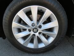 SEAT Leon 1.4 TSI Style LED Infotain Navi Rfk Sitzhzg SEAT Leon 1.4 TSI Style LED Infotain Navi Rfk Sitzhzg