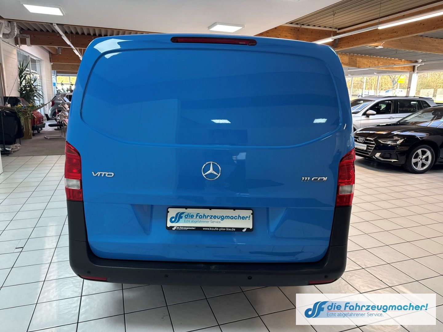 Fahrzeugabbildung Mercedes-Benz Vito Kasten111 CDI Lang SHZ Temp PDCv+h Leder Be