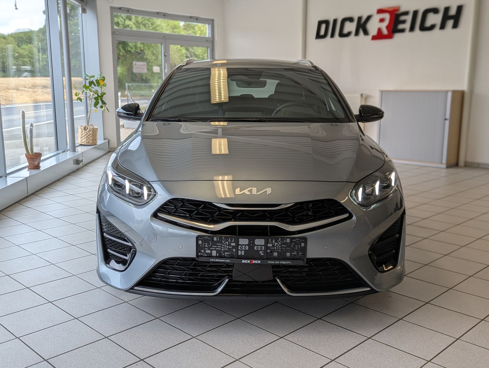 Fahrzeugabbildung Kia cee'd Sportswagon 1.5 GT Line SW LED JBL Cam 7J