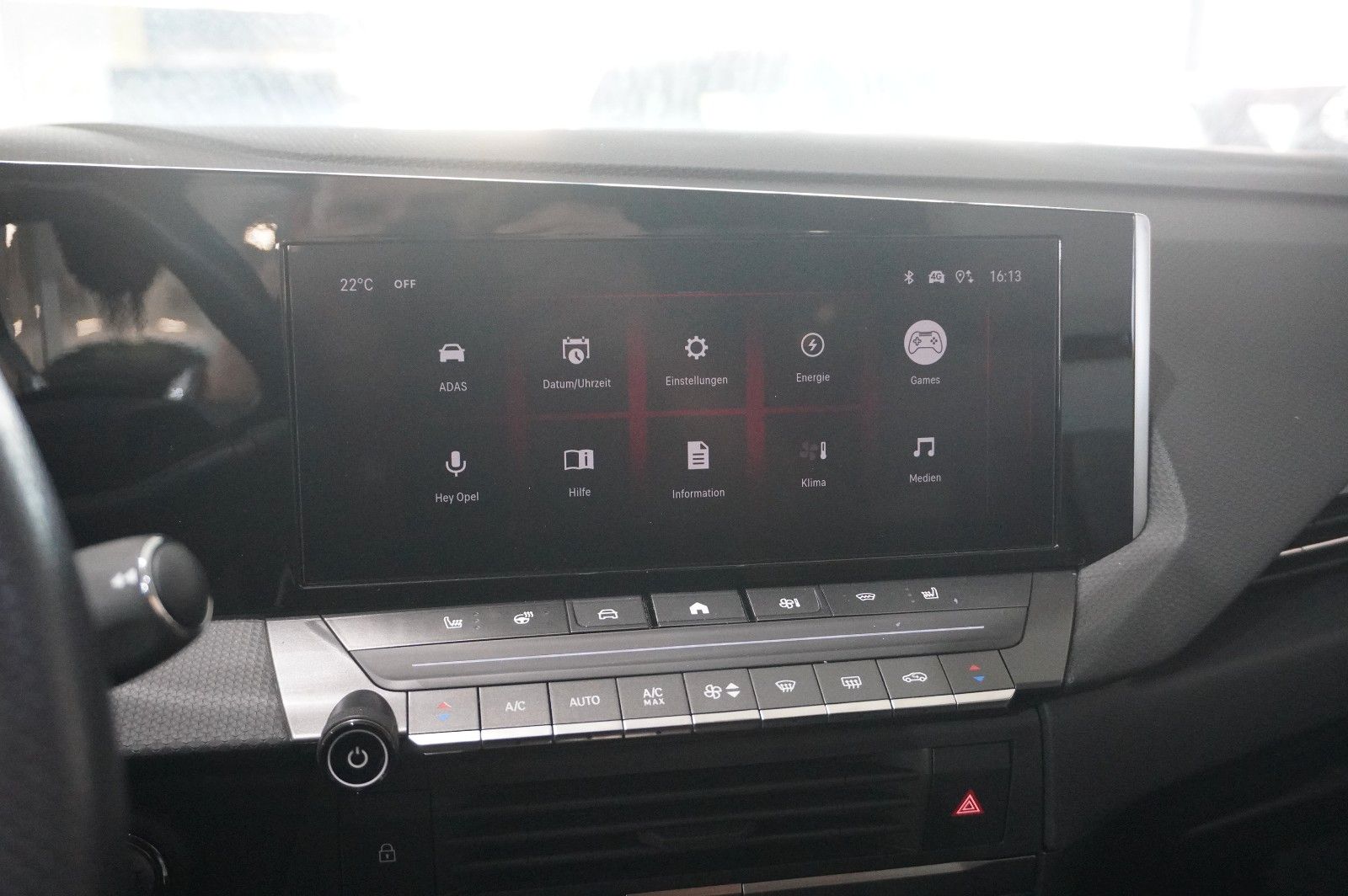 Fahrzeugabbildung Opel Astra L Lim. 1.6 HYBRID ELEGANCE NAVI/KAMERA/AHK