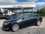 Opel INSIGNIA A SPORTS TOURER 1.6 SIDI-T "INNOVATION" - Opel Insignia mit Benzin-Antrieb: Kombi, 1.6