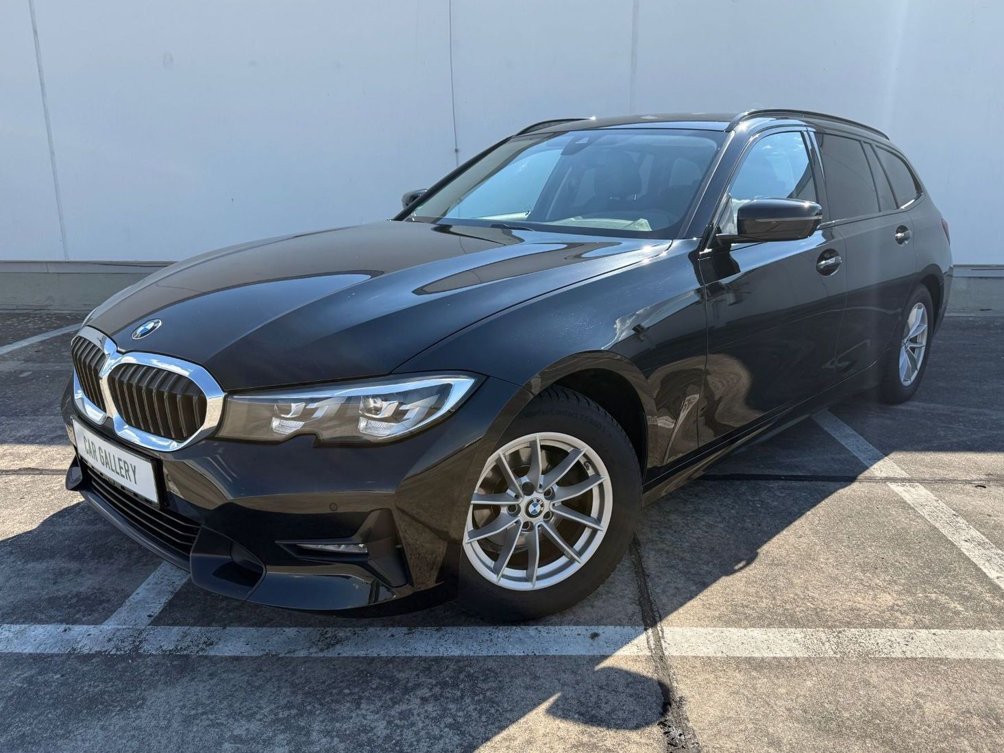 BMW 318 i tou.*Sport*LIVE*LKH*Teill*MwSt*TOP