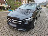 Mercedes-Benz Sehr gut erhaltene B-Klasse W247 B250 - Mercedes-Benz B-Class: W247
