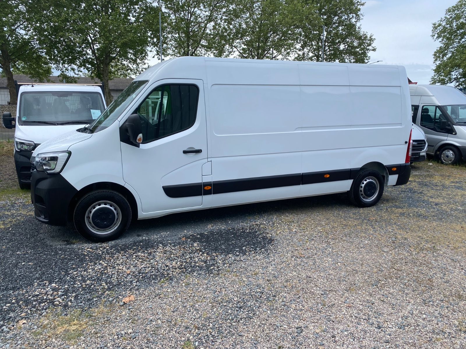 Fahrzeugabbildung Renault Master III Kasten L3H2 ,3,5t,1Hd,kamera,Garantie