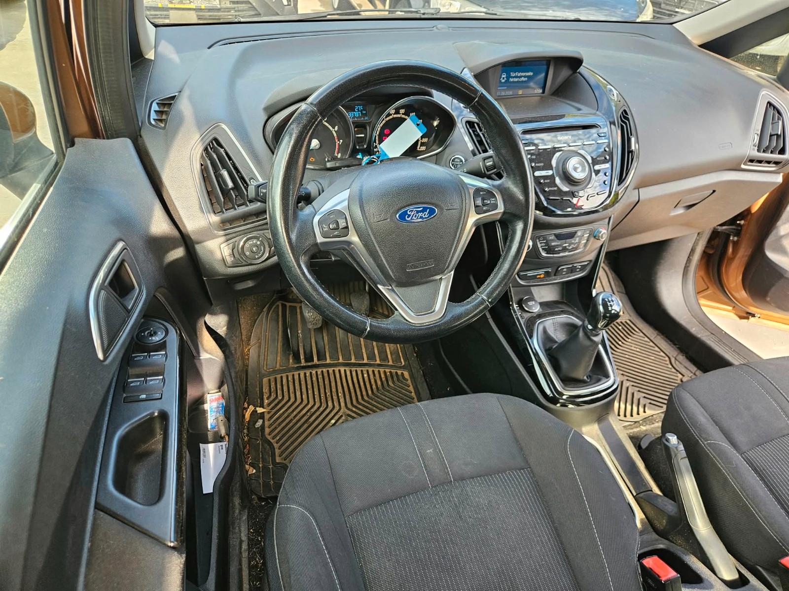 Ford B-MAX 2014 — photo 11
