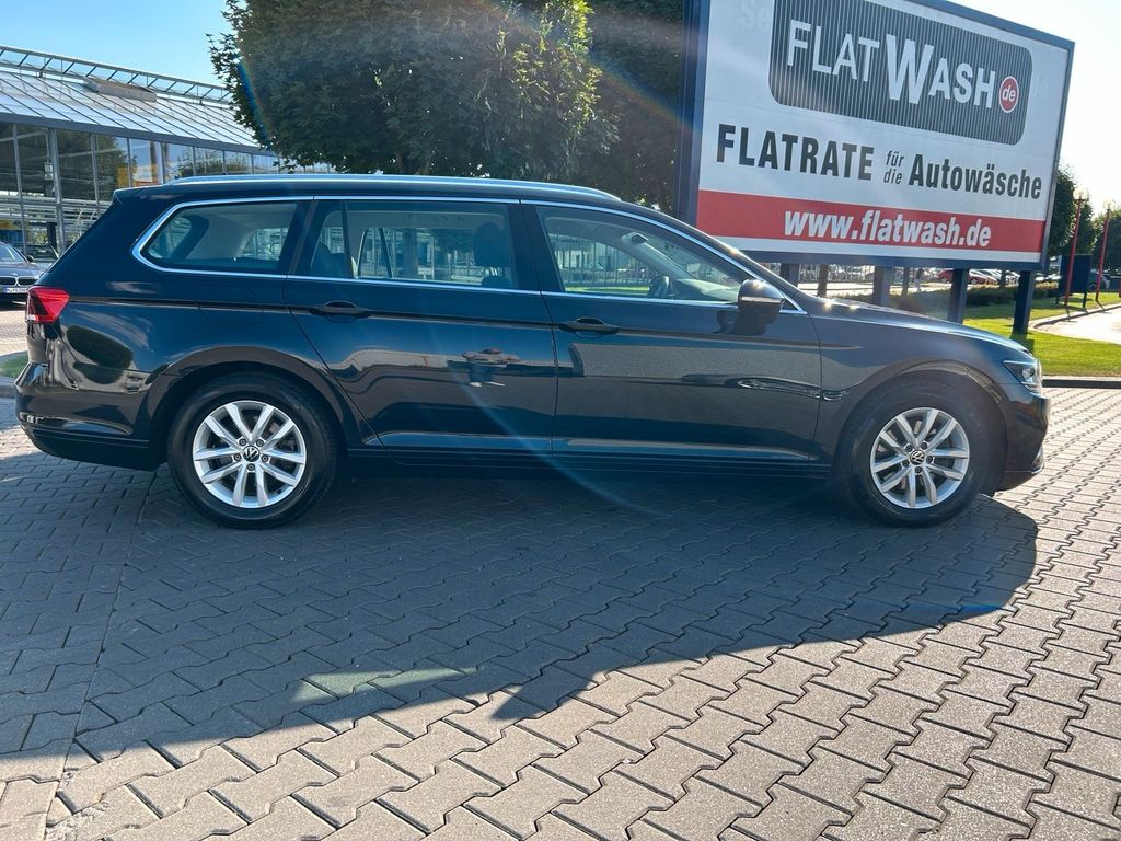 Image of Volkswagen Passat Variant