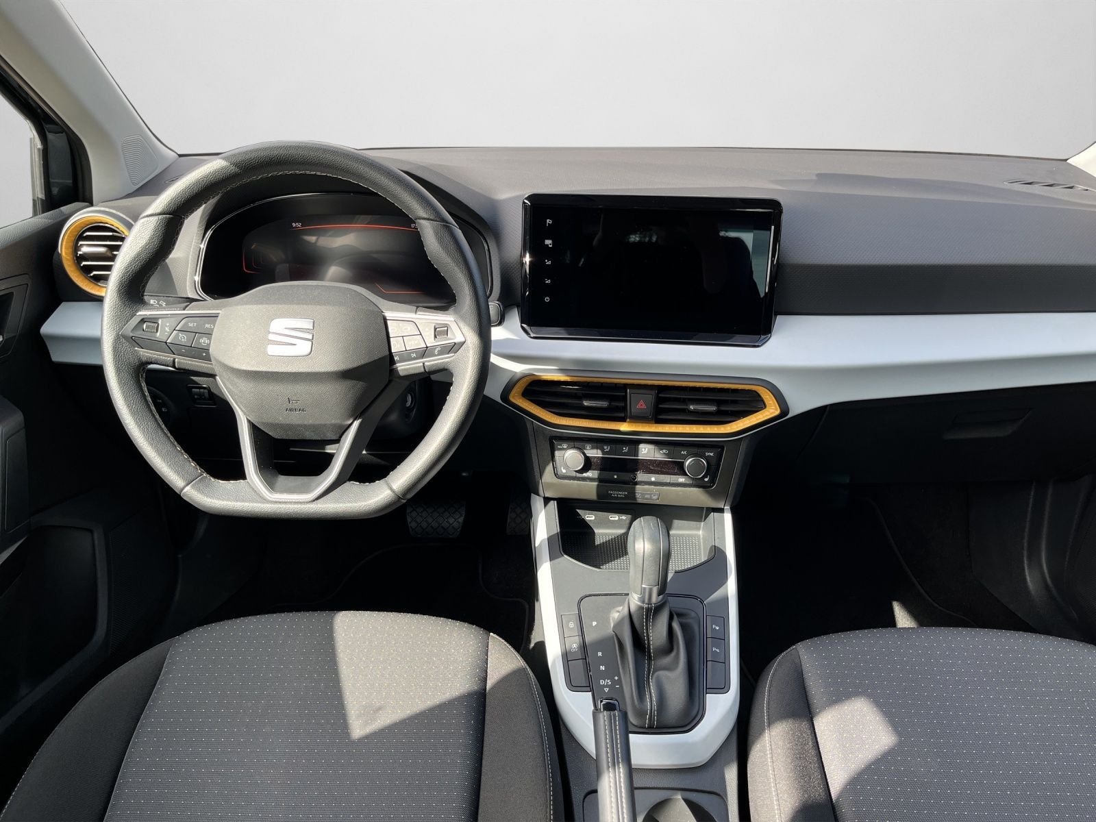 Seat Arona - Bild 4