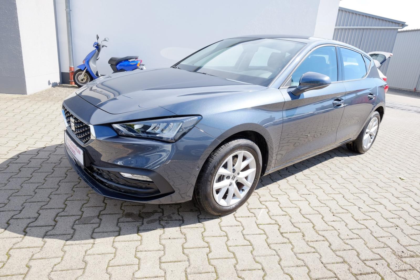 Seat Leon 1.0TSI Style Kamera/LED/AppC/ACC/Nebel