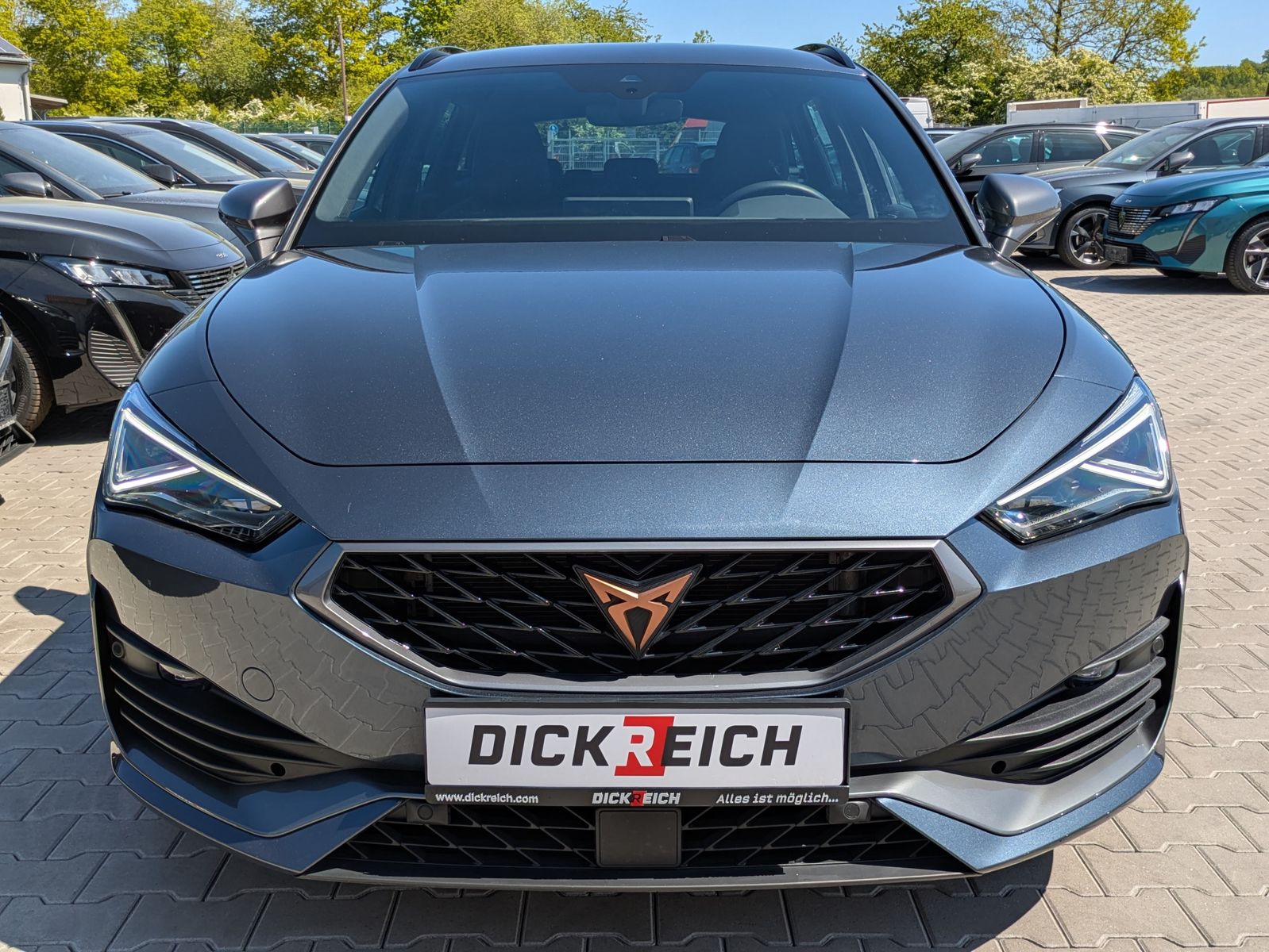 Fahrzeugabbildung CUPRA Leon 1.5 eTSI DSG MATRIX-LED*ACC*AHK*KAMERA*18"