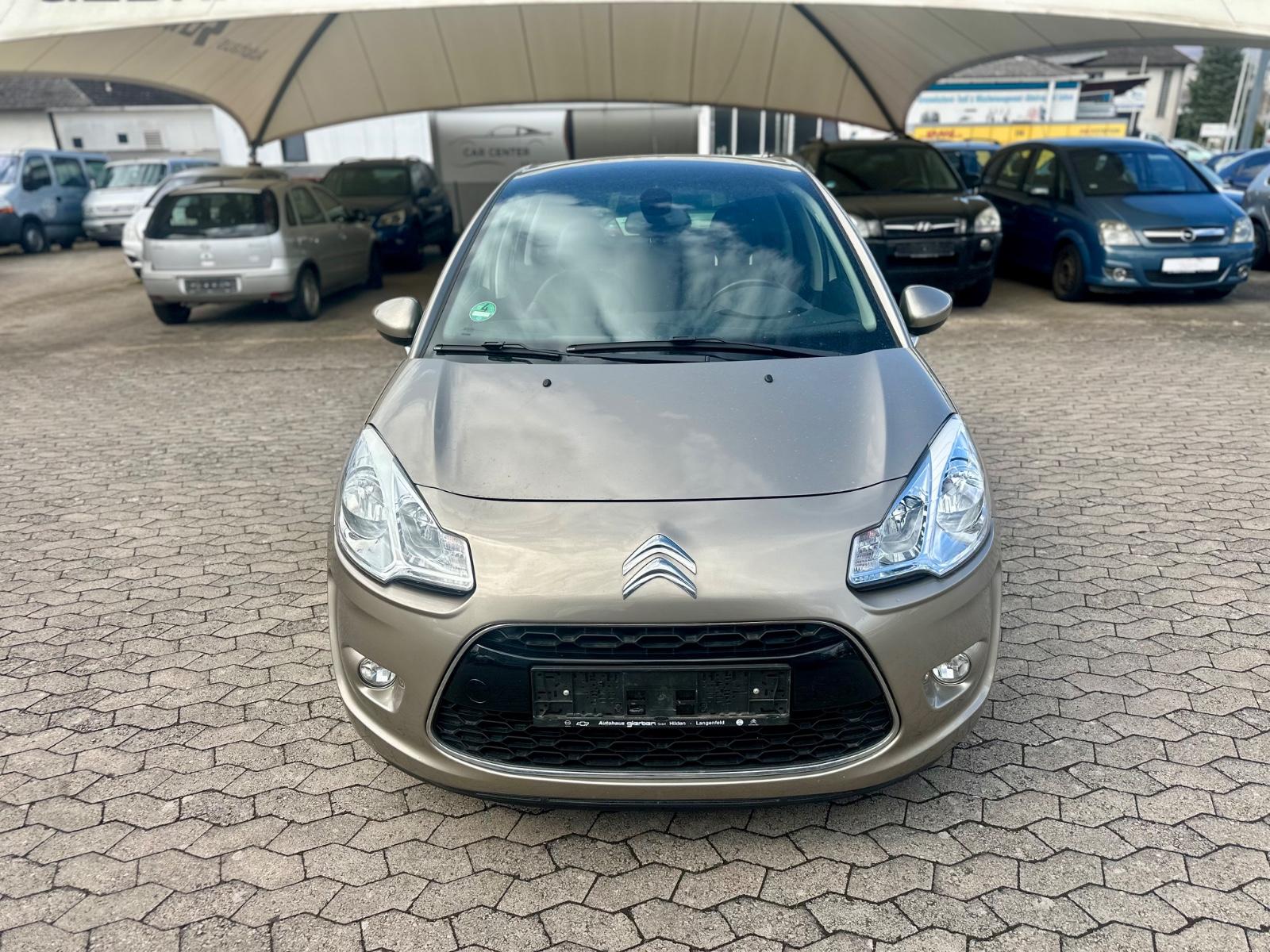 Citroën C3 Exclusive*AUTOMATIK*NUR 78TKM*PANORAMA*LEDER*