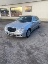 Mercedes-Benz E 280 4MATIC ELEGANCE Elegance - Mercedes-Benz E 280: Elegance