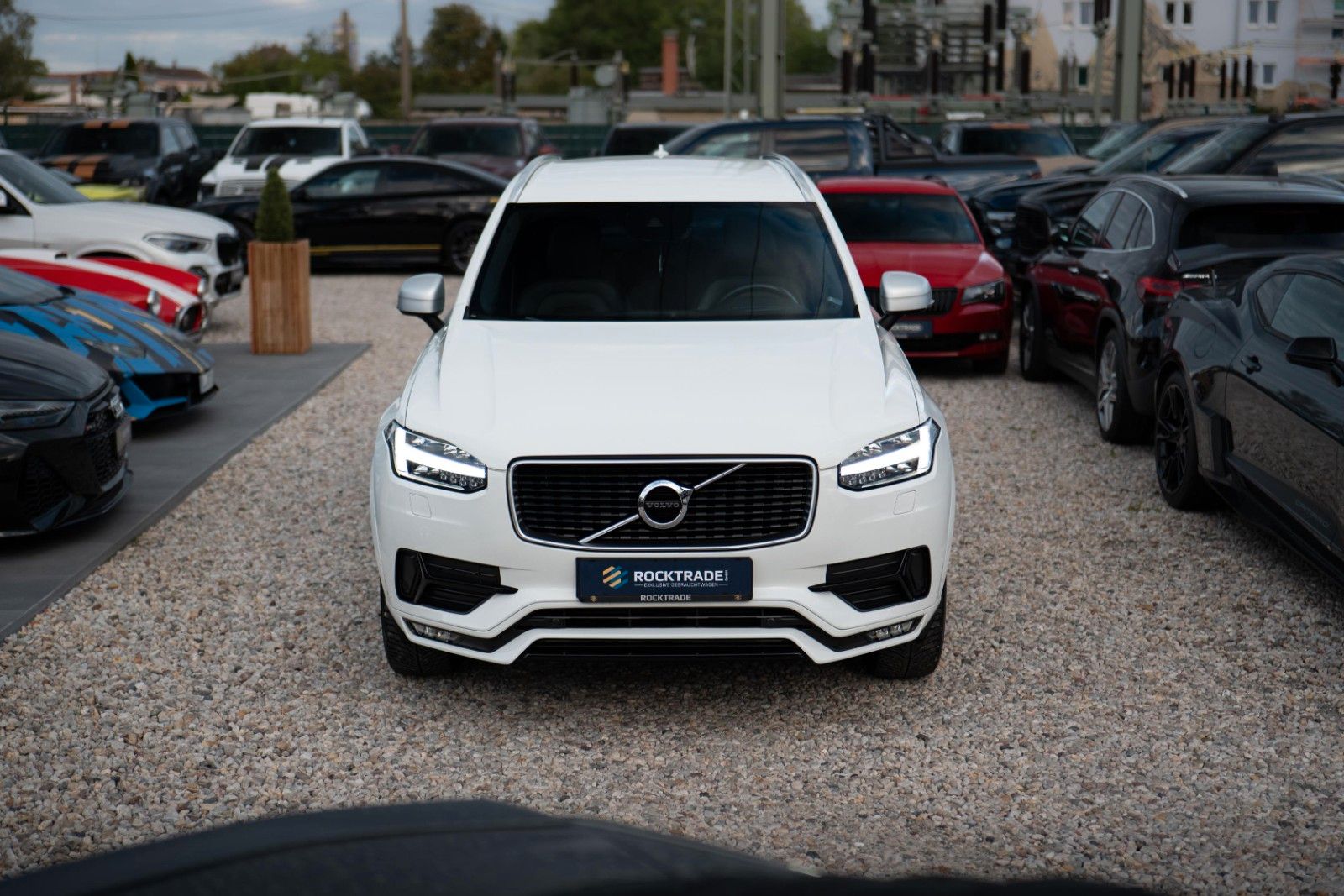 Fahrzeugabbildung Volvo XC90 R Design AWD Night-Paket | ACC | LED | DAB+