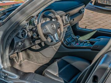 صورة مصغرة 32 لـ 2012 Mercedes-BENZ SLS AMG
