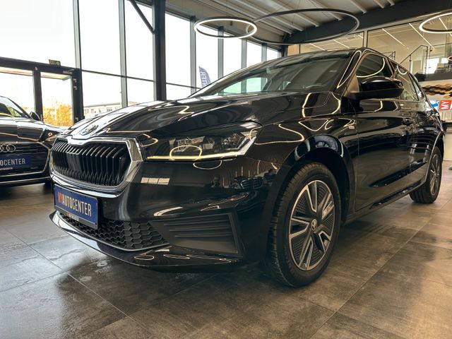 Skoda Fabia Tour *1. Hand*Klima*MirrorLink*LED*PDC*