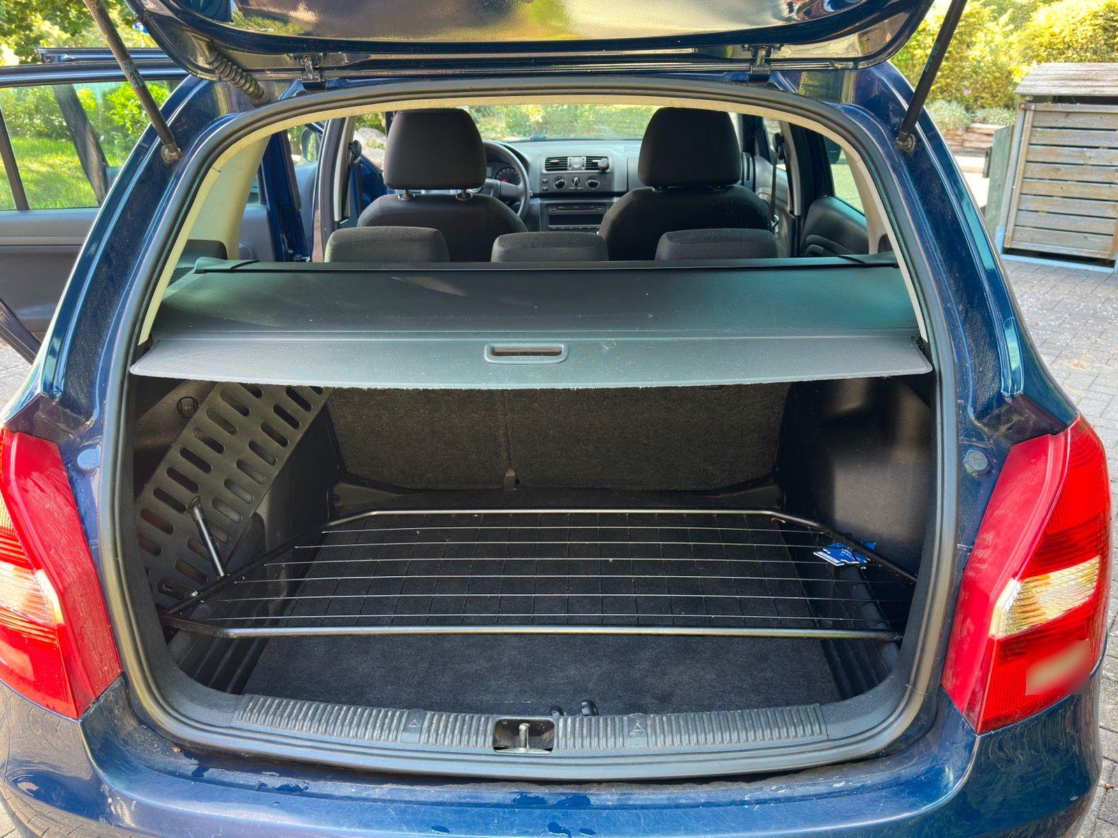 Skoda Fabia 2011 — photo 11