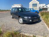 Opel Omega 2.0 16V X20XEV Schiebdach - Opel Omega mit Benzin-Antrieb: Kombi, 2.0