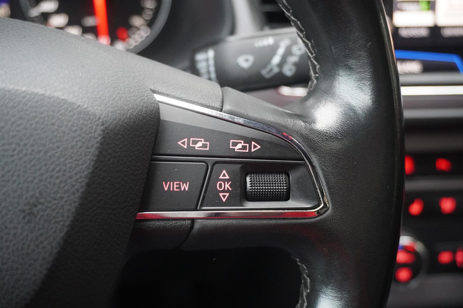 Seat Leon ST 1.5 Xcellence LED Navi Panorama Tempomat