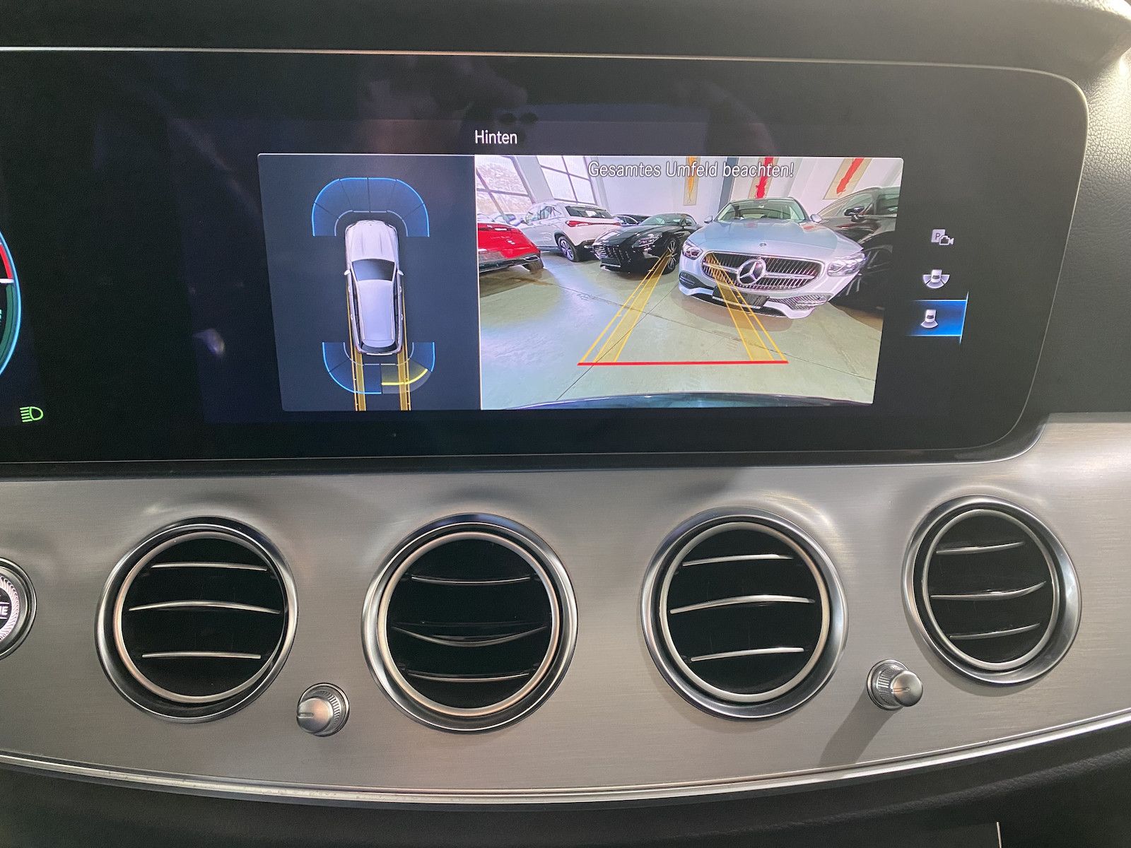 Fahrzeugabbildung Mercedes-Benz E 300 de 4-M T Avantgarde/WIDE/LED-HIGH/RFK/