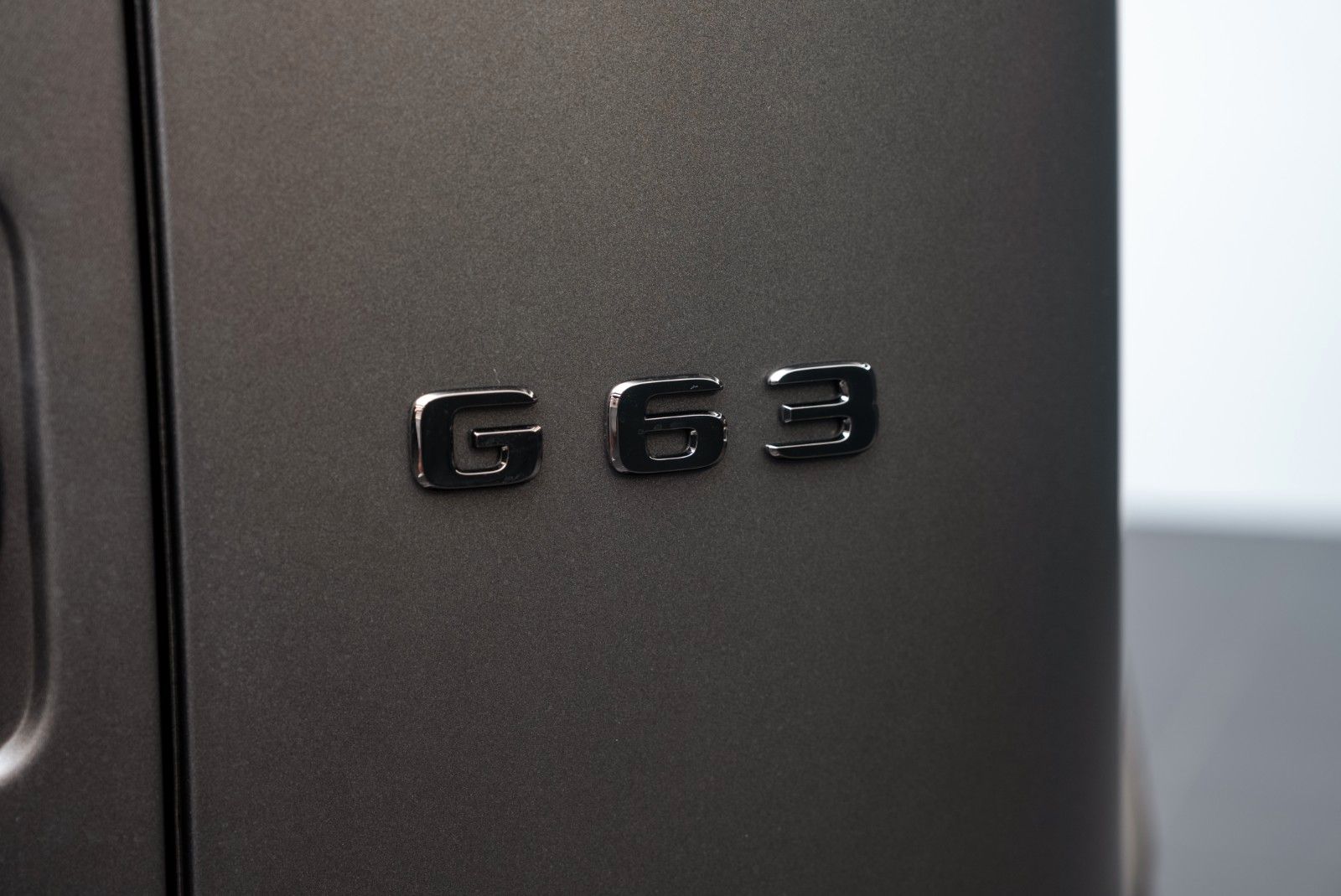 Fahrzeugabbildung Mercedes-Benz G63 A22/SUPERIOR/CARBON/MY 2026