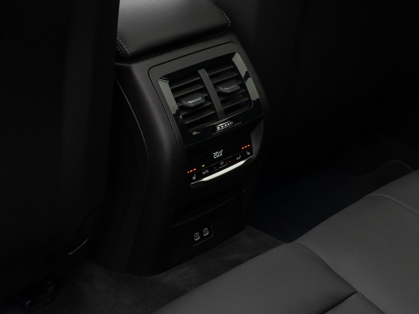 Fahrzeugabbildung BMW X3 M Competition Laser Panoram HUD DAB H/K 360°