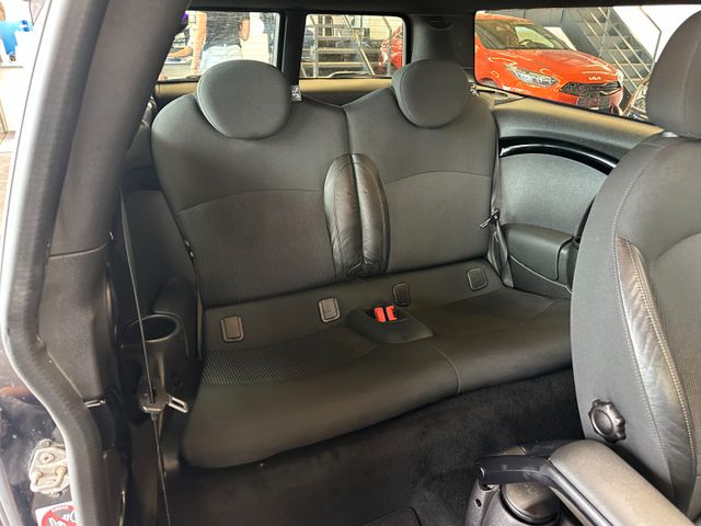 MYAUTOCENTER – Gebraucht- und Jahreswagen mit Werkstattservice in Pfaffenhofen MINI Cooper *XENON*PANO*TEMPO*KLIMAAUTOMATIK*