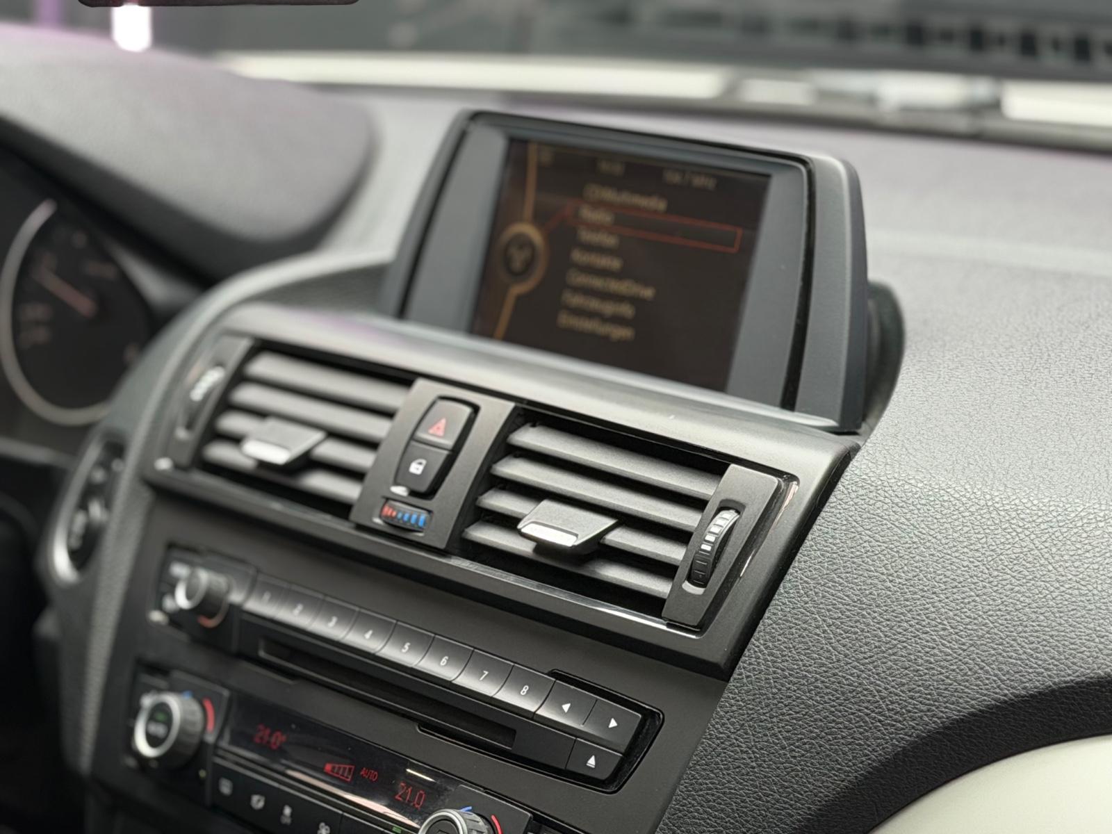 BMW 118d Limo /Bi-Xenon/S-Dach/Vollleder/BT/PDC