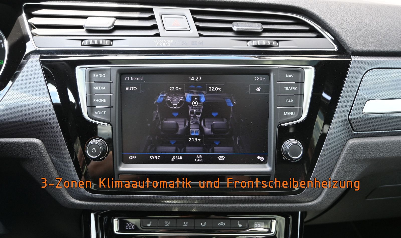 Fahrzeugabbildung Volkswagen Touran 2.0 TDI DSG R-Line °ACC°AHK°PANORAMA°KAM°