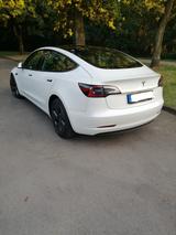 Tesla Model 3 Hinterradantrieb RWD  - Tesla Model 3 in Essen