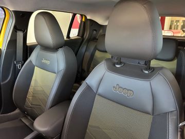 Bild 10 Jeep Avenger First Edition