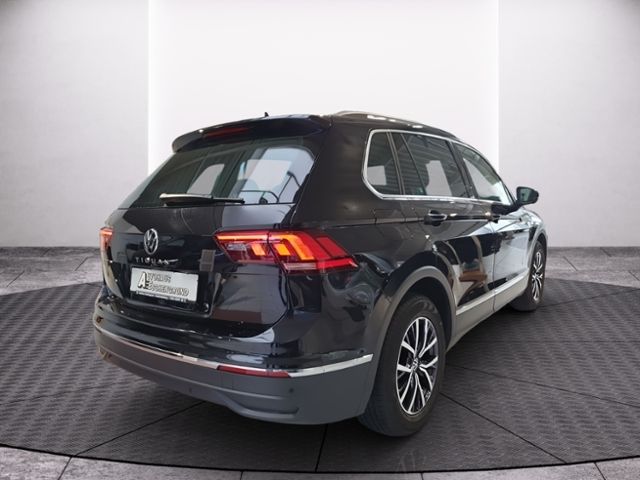 Fahrzeugabbildung Volkswagen Tiguan 1.5 TSI DSG Life STANDHZG NAVI RFK LED AC