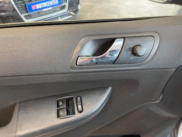 Skoda Fabia Combi Elegance Aut. *KLIMA*SHZ*TÜV*