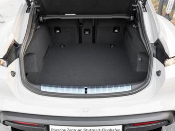 صورة مصغرة 18 لـ 2025 Porsche TAYCAN