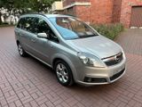 Opel Zafira 1.8 LPG 7 Sitzer/Tüv Neu - Opel Zafira mit LPG-Antrieb: Kleinbus