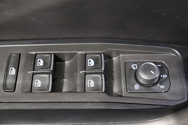 T-Roc Style 1.5 TSI DSG AHK Winterr. STANDHZ NAV