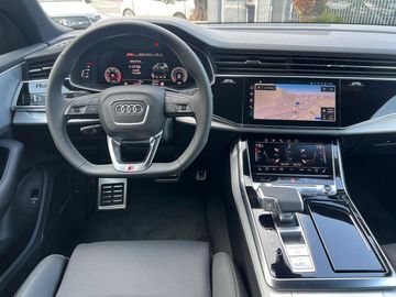 Audi Q8 - 11