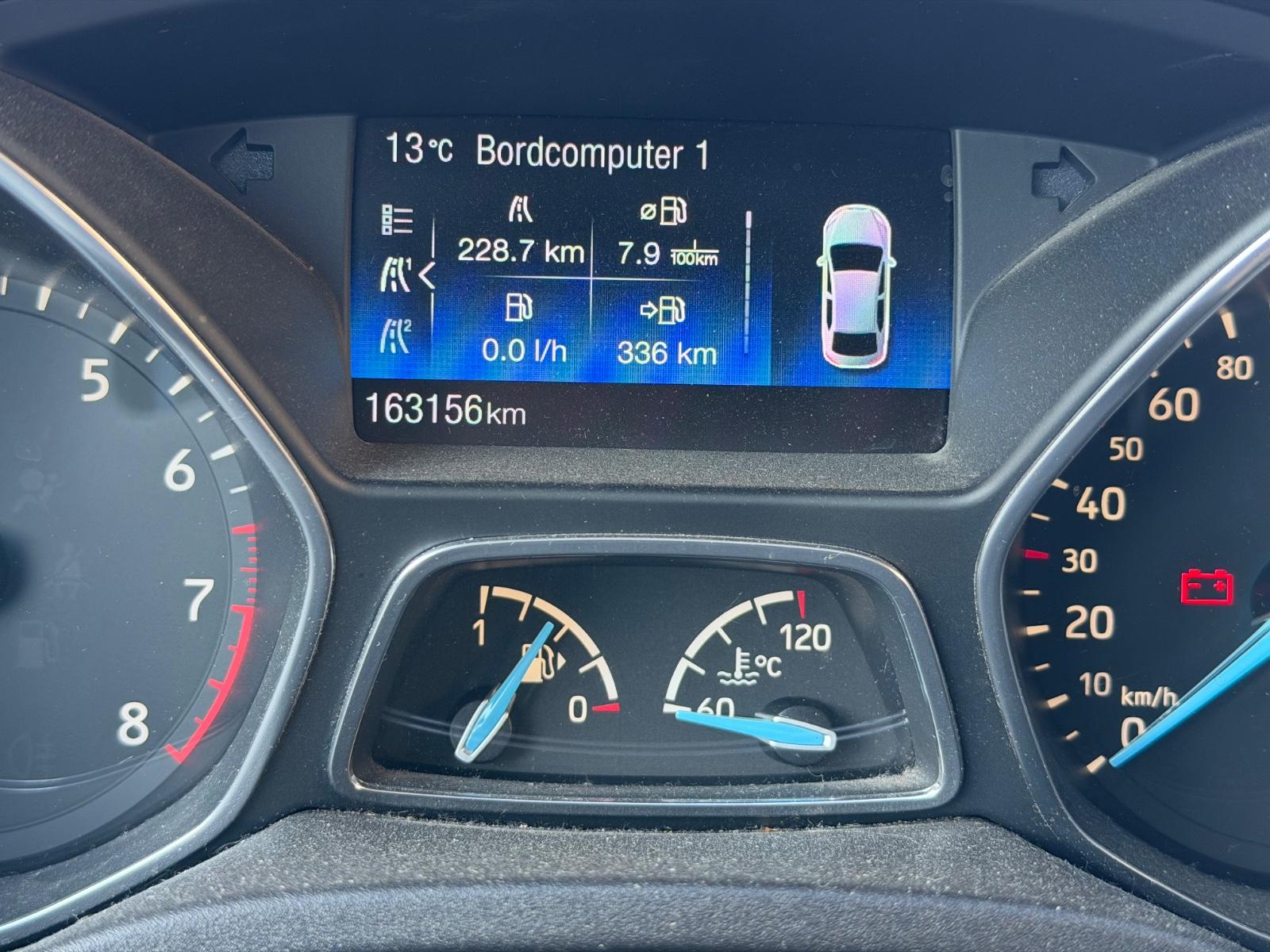 Ford Focus 2015 — photo 13