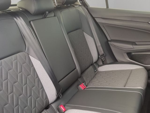 Volkswagen Golf - Bild 14