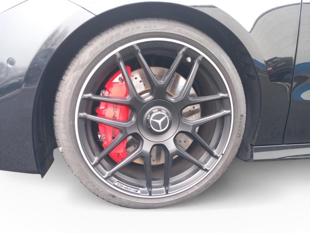 Fahrzeugabbildung Mercedes-Benz AMG CLA 45 4MATIC+ Shooting Brake Navi*Pano*SD