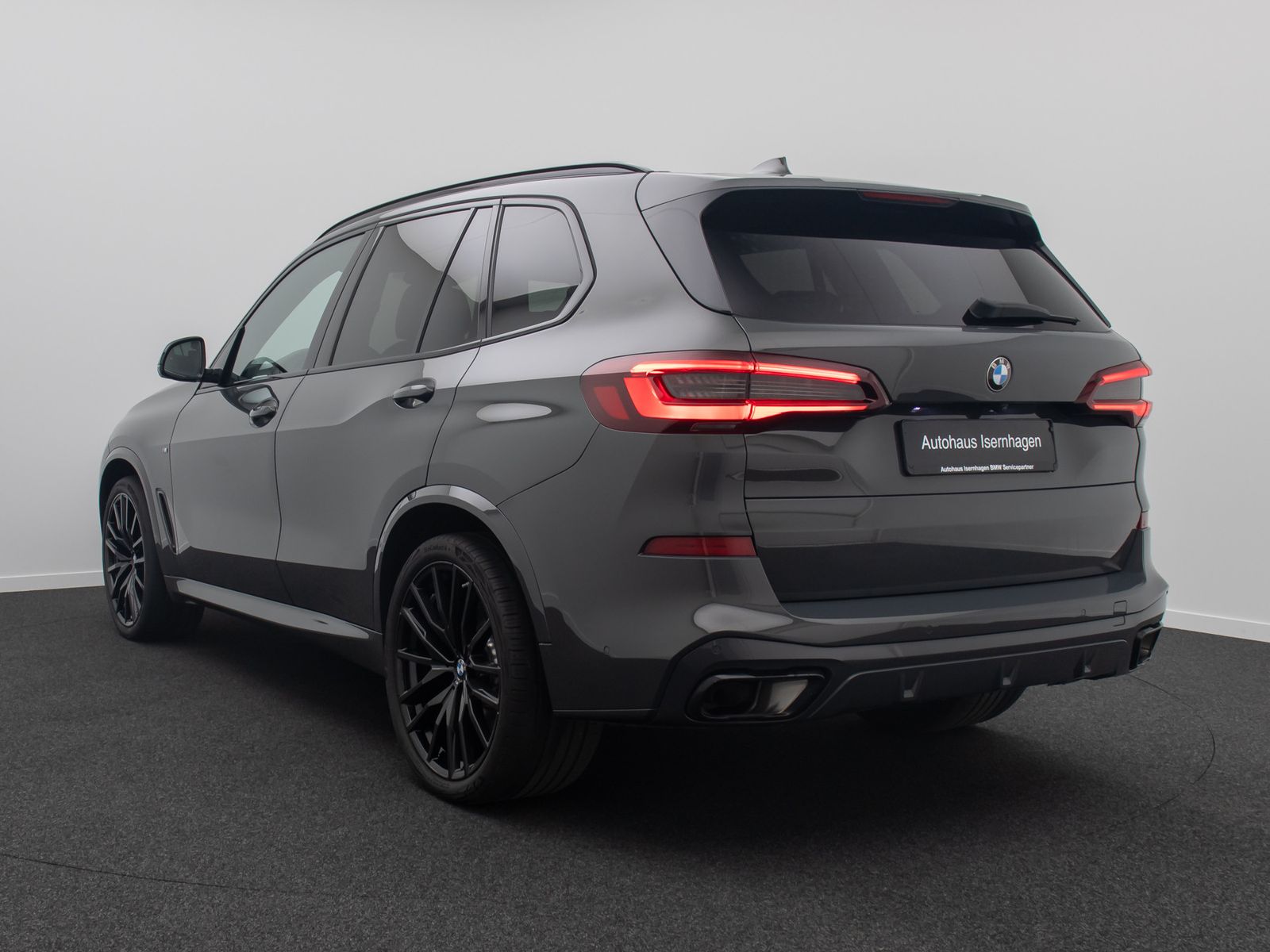 Fahrzeugabbildung BMW X5 xD40d M Sport 360&deg; HUD H/K DAB Massage 22Zoll