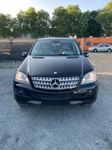 Mercedes-Benz ML 320 CDI 4MATIC - - Mercedes-Benz ML 320 in Frankfurt (Main)