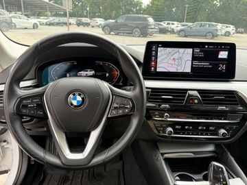 BMW 520 - 8
