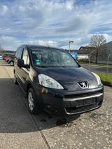 Peugeot Partner Tepee 1.6 Benzin, TÜV, Batterie neu - gebrauchte Peugeot Partner Tepee aus dem Jahr 2011