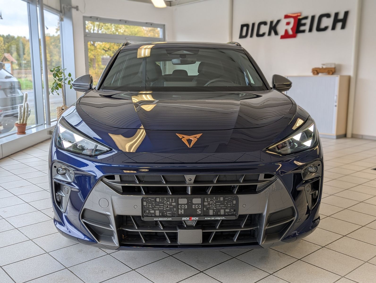 CUPRA Terramar 1.5 eTSI Sennheiser Edge-Paket HUD 19" - Image 2