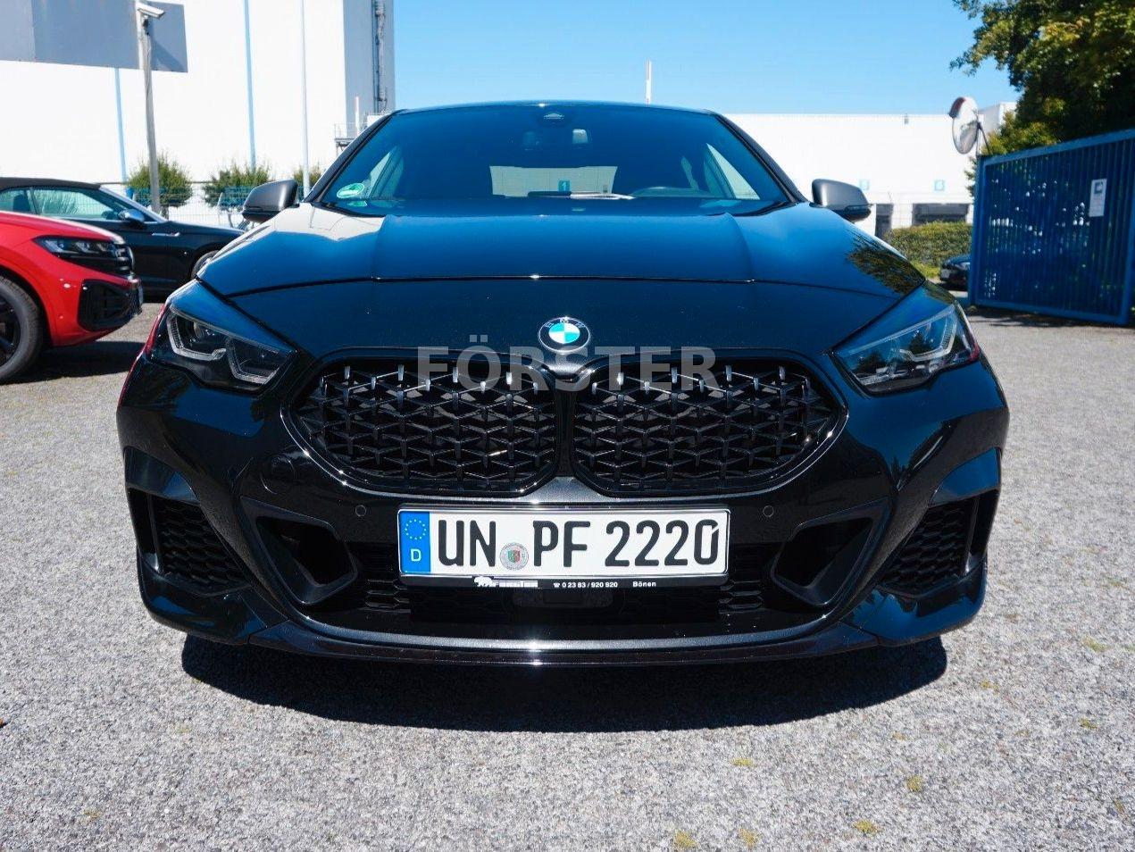 BMW M235