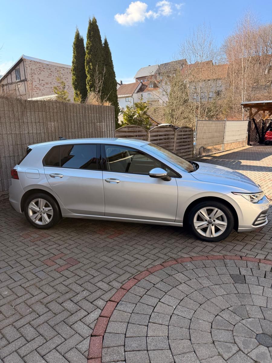 Volkswagen Golf VIII Lim. Life eTSI, миниатюра 9