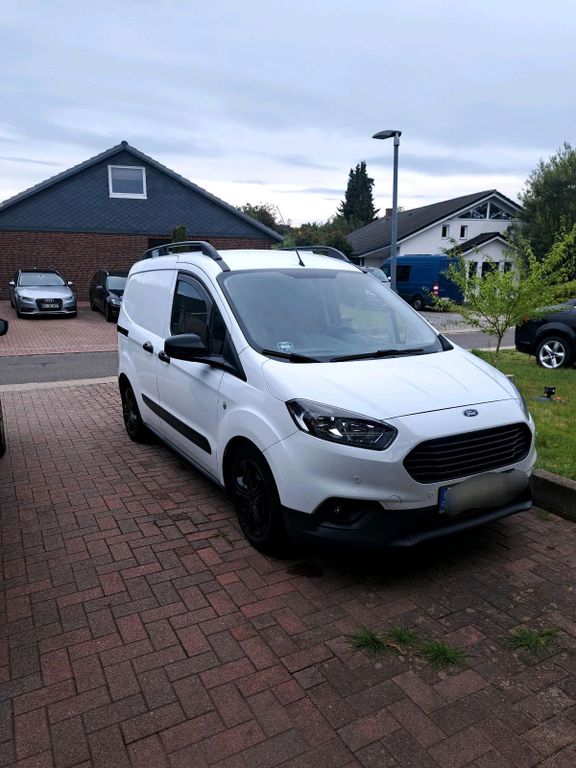 Image of Ford Transit Courier