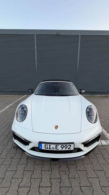 Porsche 992